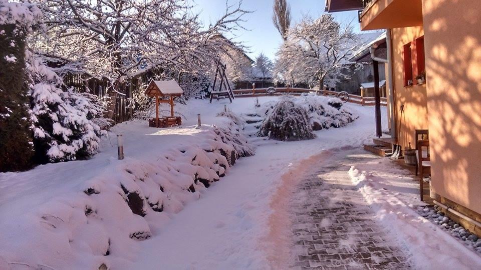 Pezion Limbovy Dvor Vrbov Exterior foto