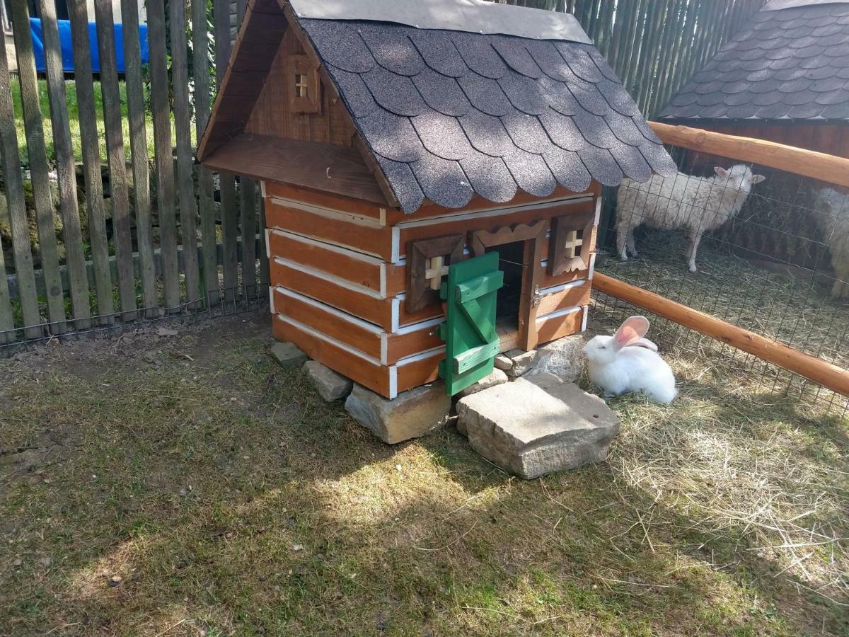 Pezion Limbovy Dvor Vrbov Exterior foto